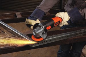 BLACK And DECKER Angle Grinder